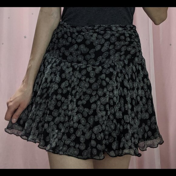 Express Black Ruffle Mini Skirt - Picture 7 of 9